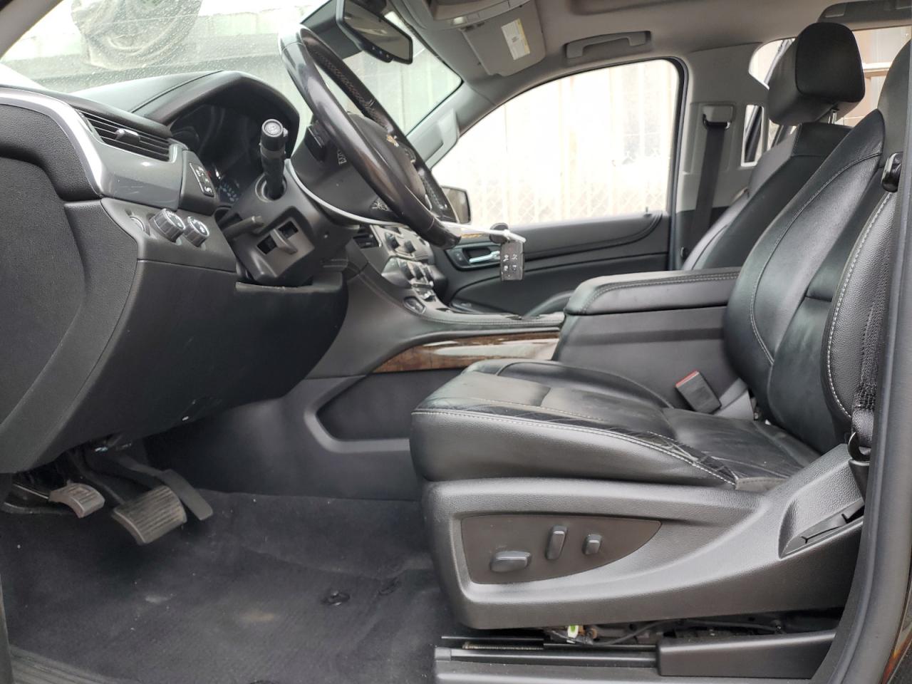 2020 Chevrolet Suburban - Image 7