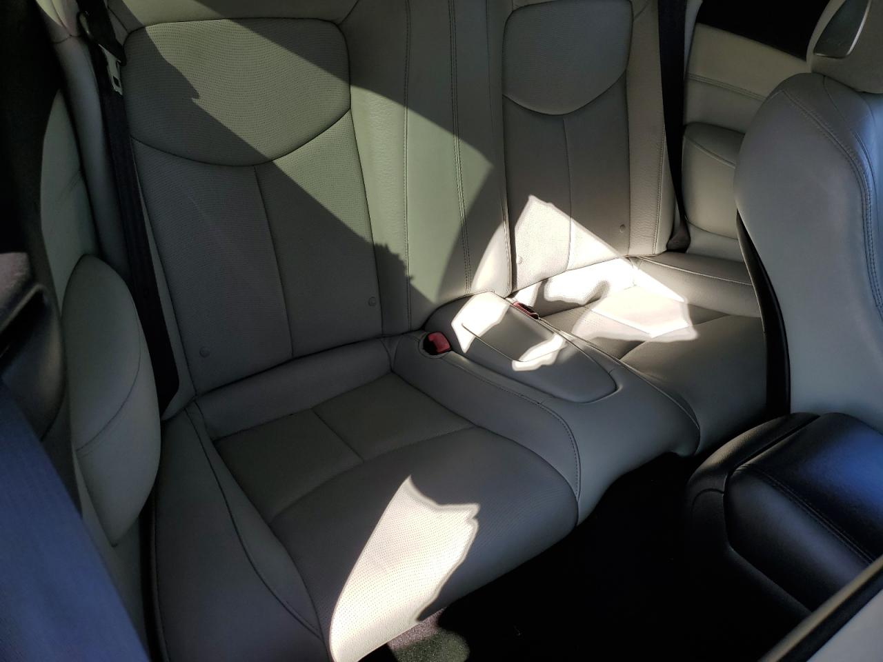 2012 Infiniti G - Image 10