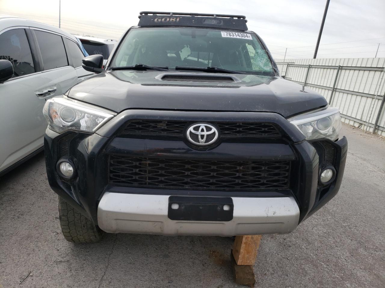 VIN JTEBU5JR4J5500833 2018 TOYOTA 4RUNNER no.5