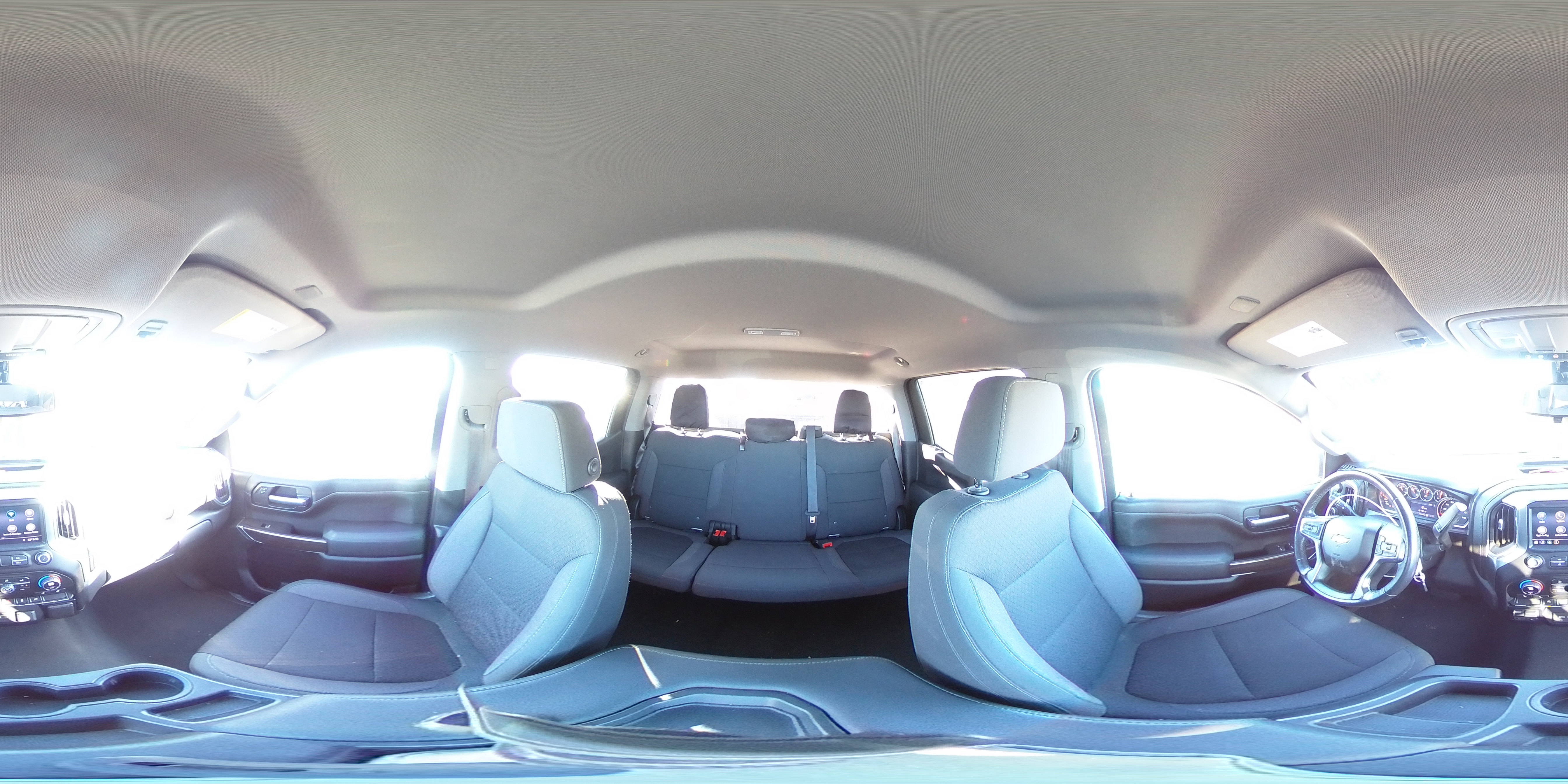 2019 Chevrolet Silverado - Image 13