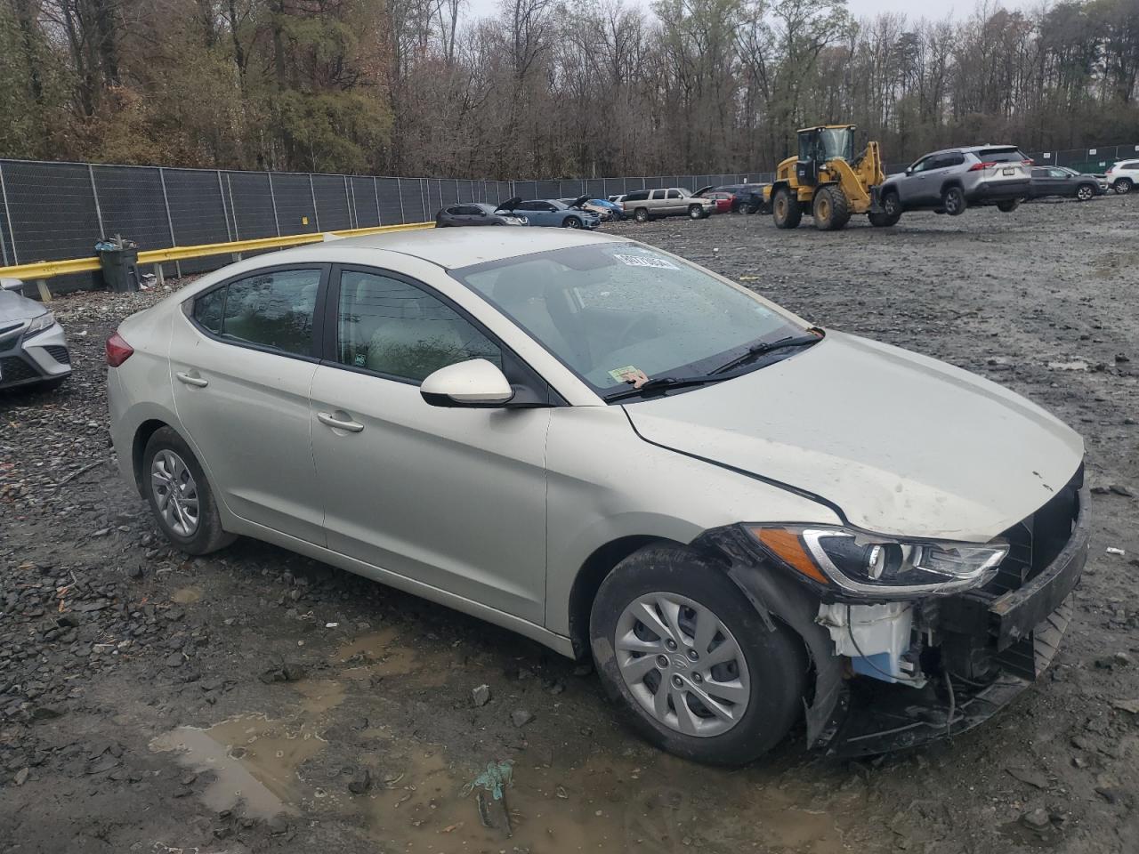 2017 Hyundai Elantra - Image 4