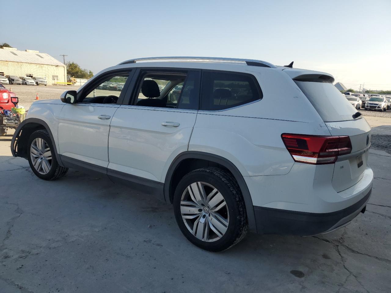 2019 Volkswagen Atlas - Image 2