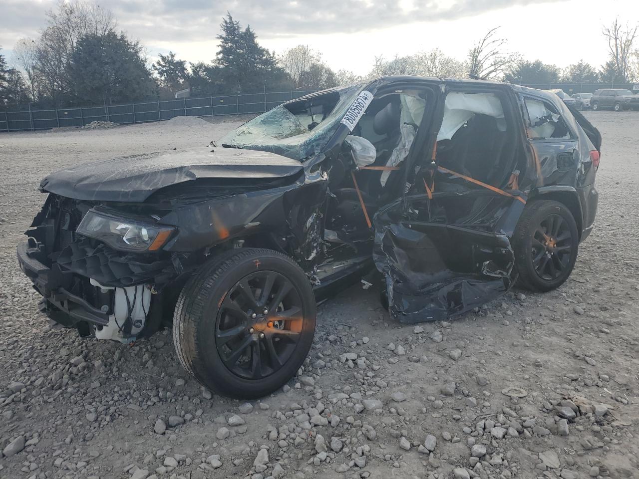 Madisonville, TN에서 판매 중인 2021 Jeep Grand Cherokee Laredo - Rollover