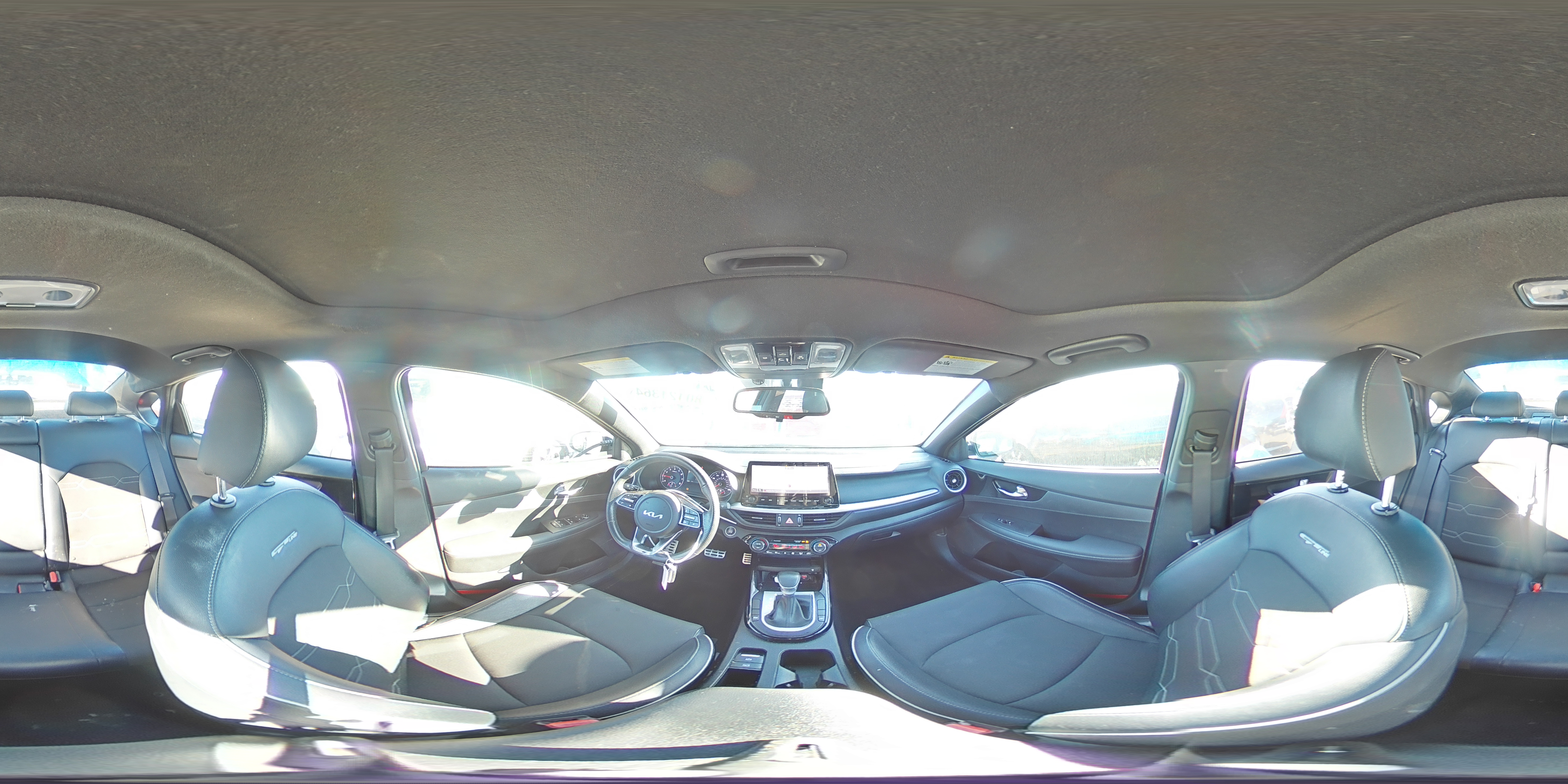2023 Kia Forte - Image 14