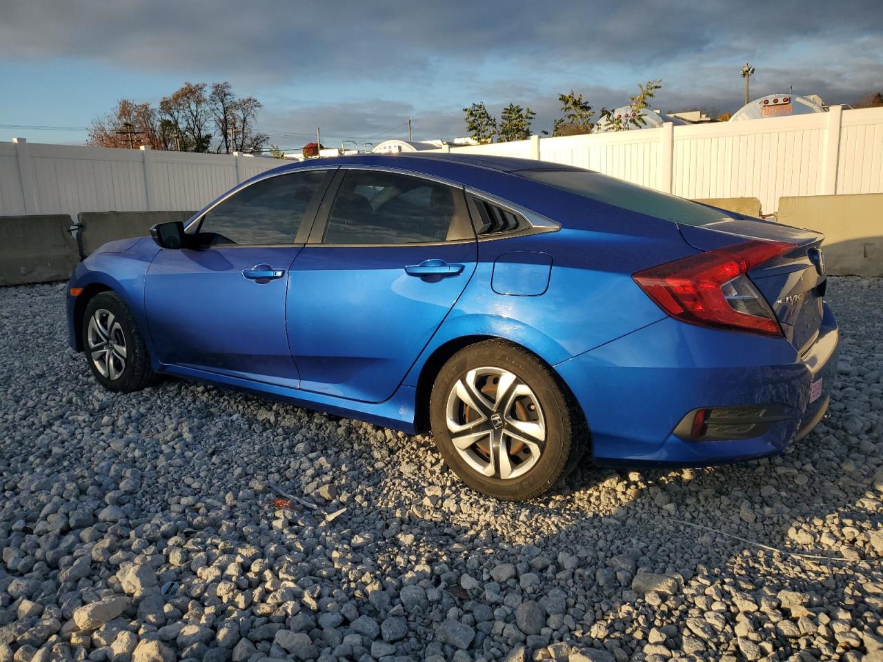 2017 Honda Civic - Image 2