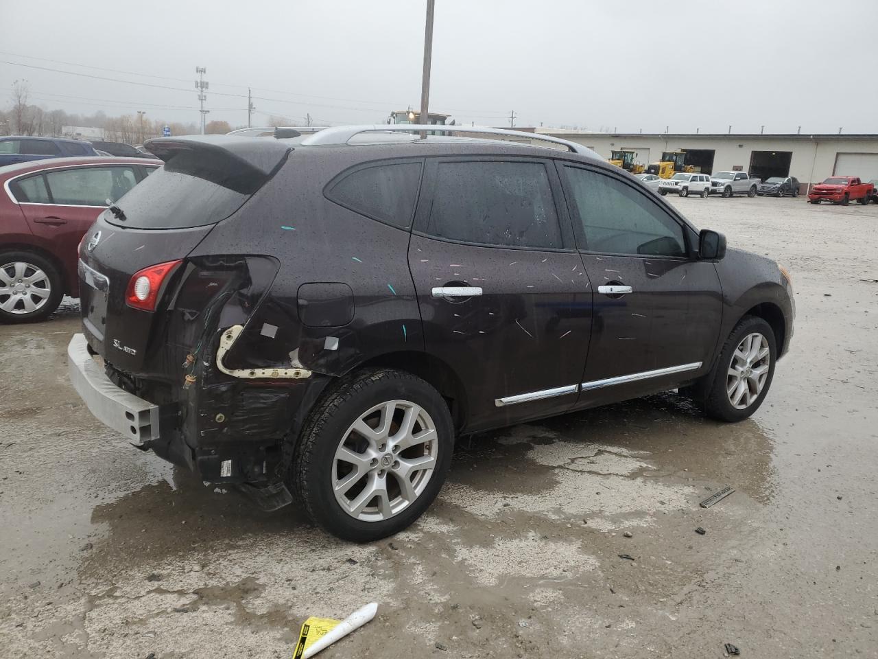 2011 Nissan Rogue - Image 3