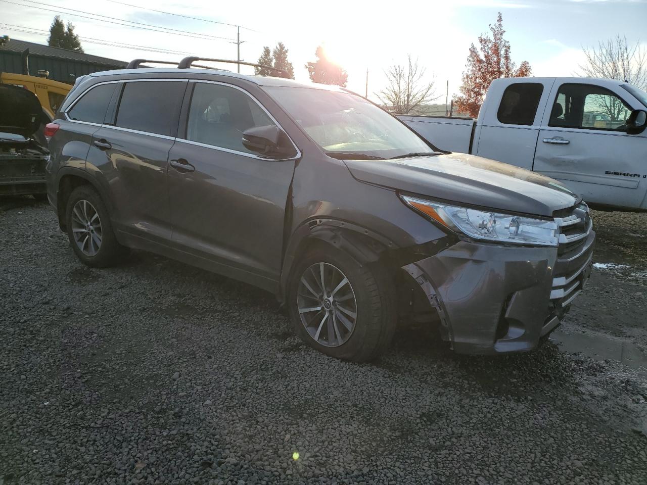2019 Toyota Highlander - Image 4