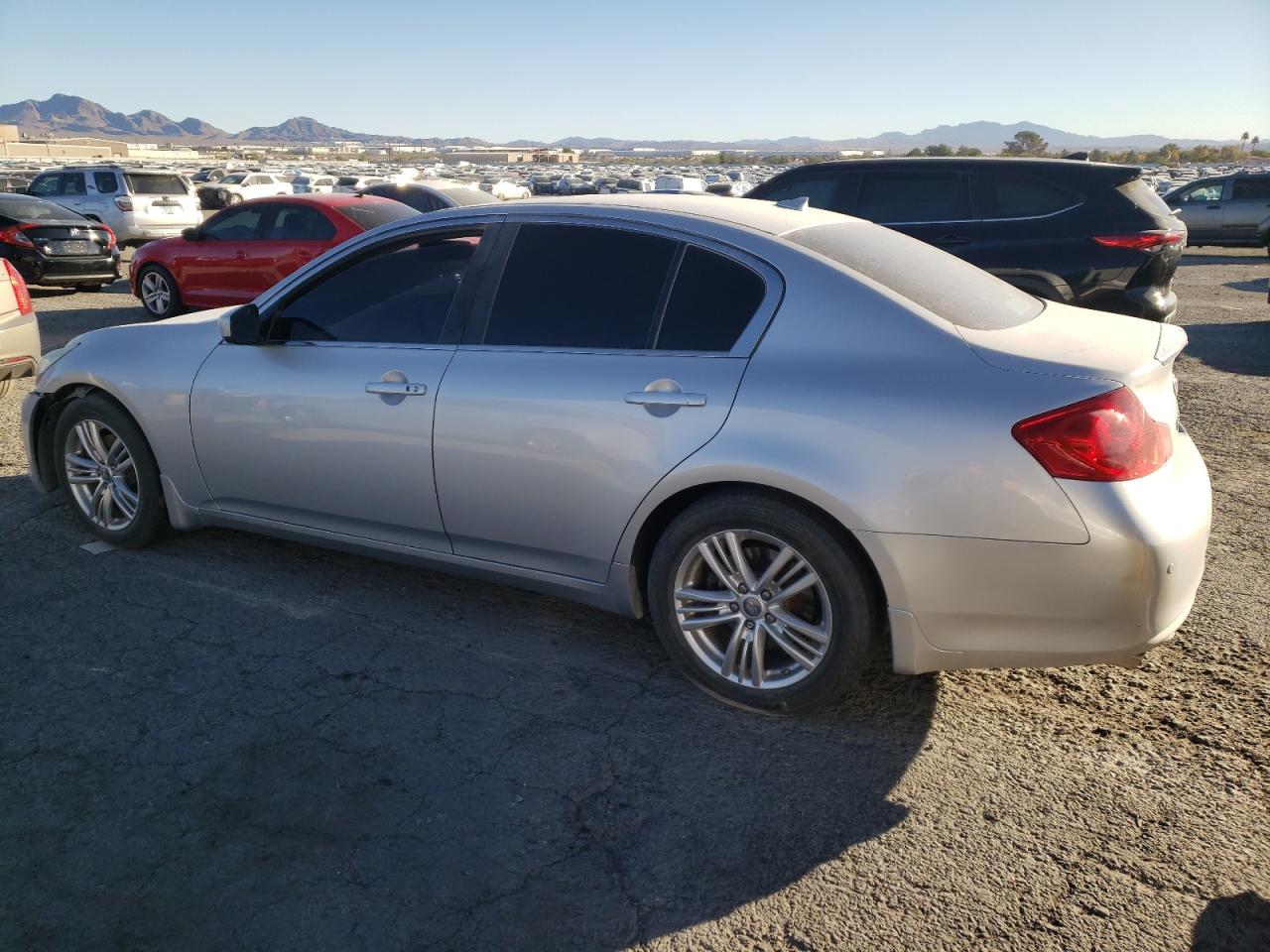 VIN JN1CV6AP6DM718473 2013 INFINITI G37 no.2