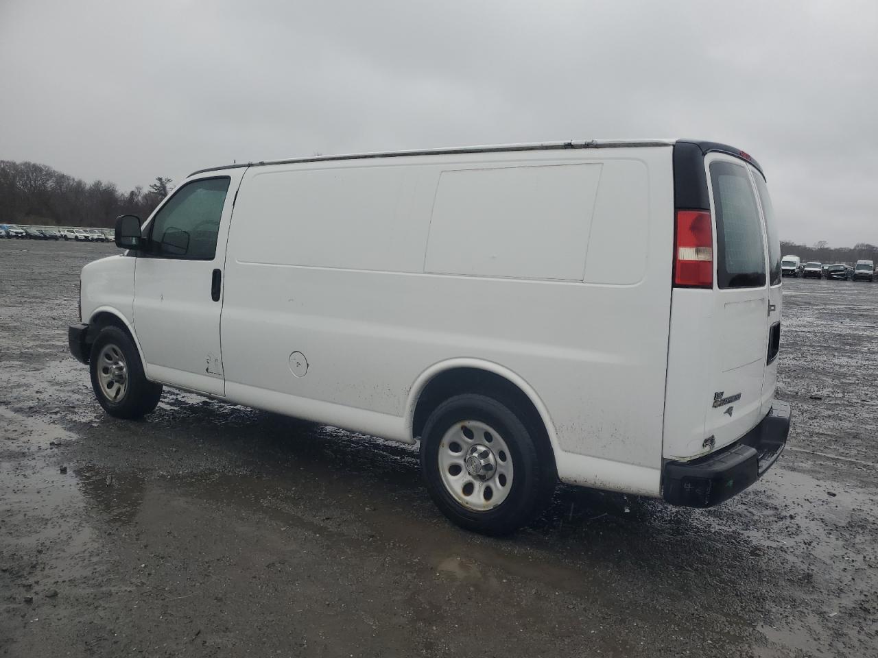 2014 Chevrolet Express G1500 VIN: 1GCSGAFX6E1109904 Lot: 82127384