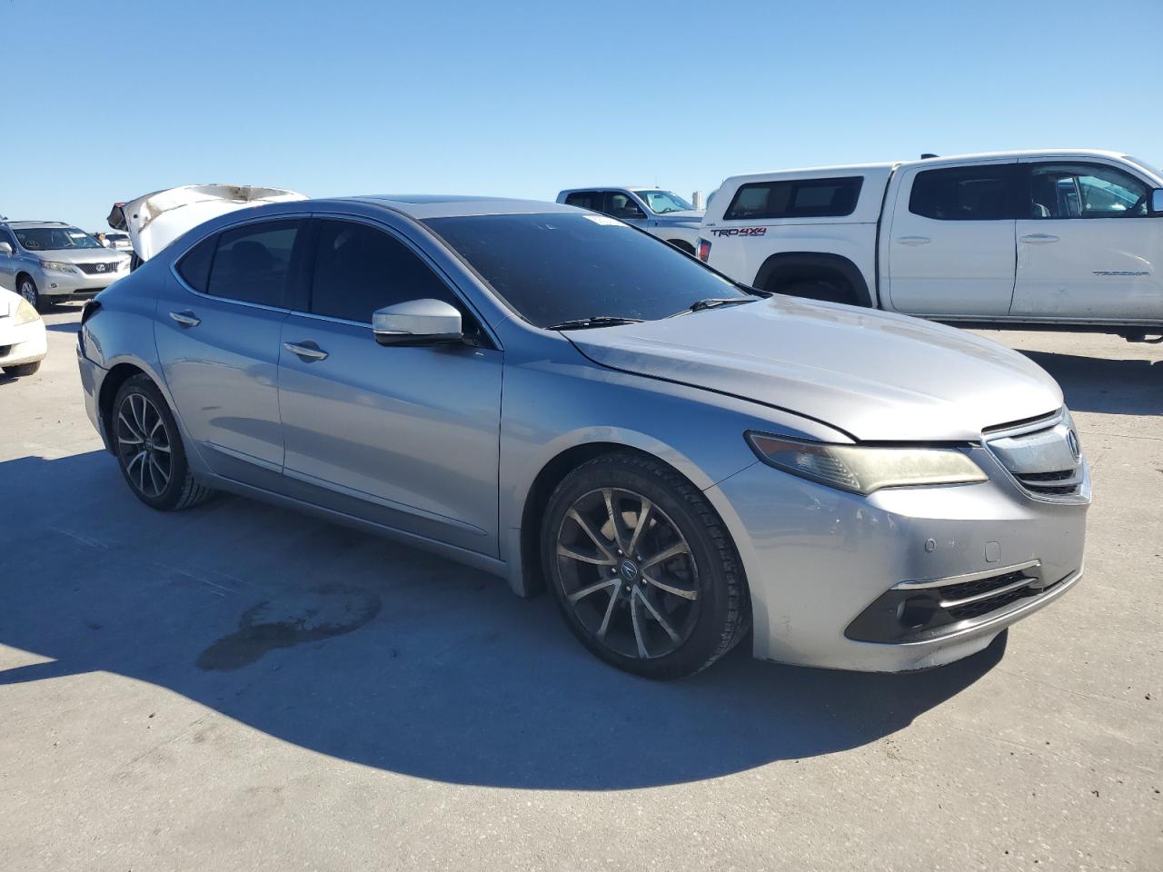 VIN 19UUB3F72FA009627 2015 ACURA TLX no.4