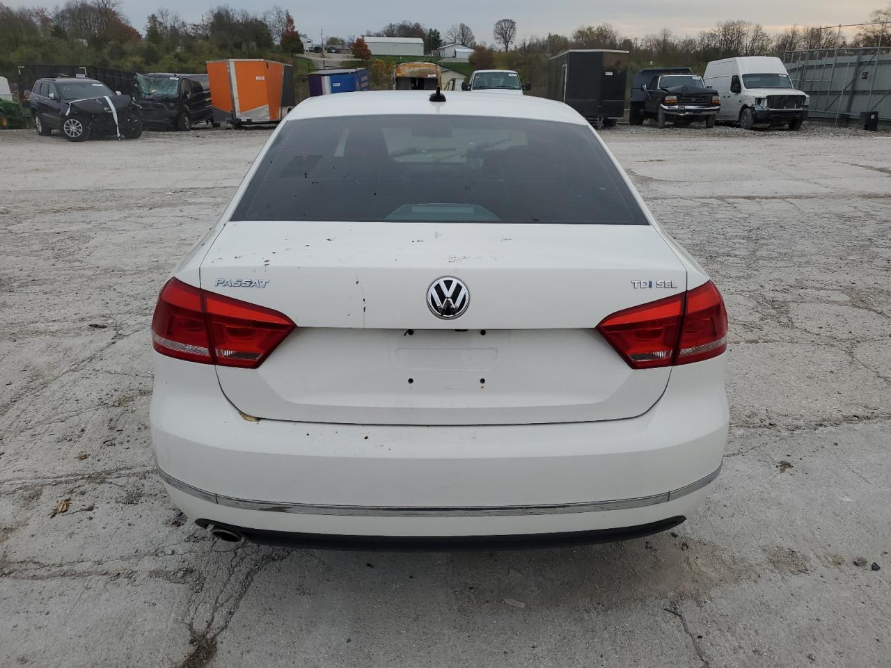 2013 Volkswagen Passat Sel VIN: 1VWCN7A3XDC139537 Lot: 81177634