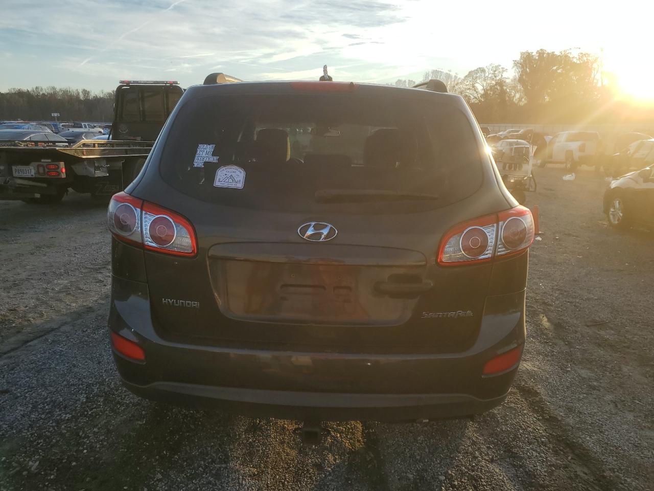 2010 Hyundai Santa Fe - Image 6