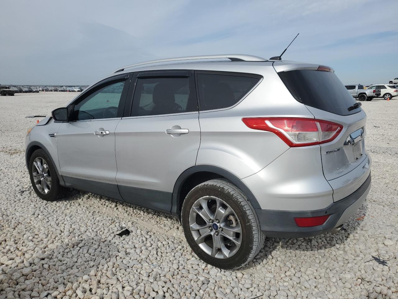 2014 Ford Escape - Image 2