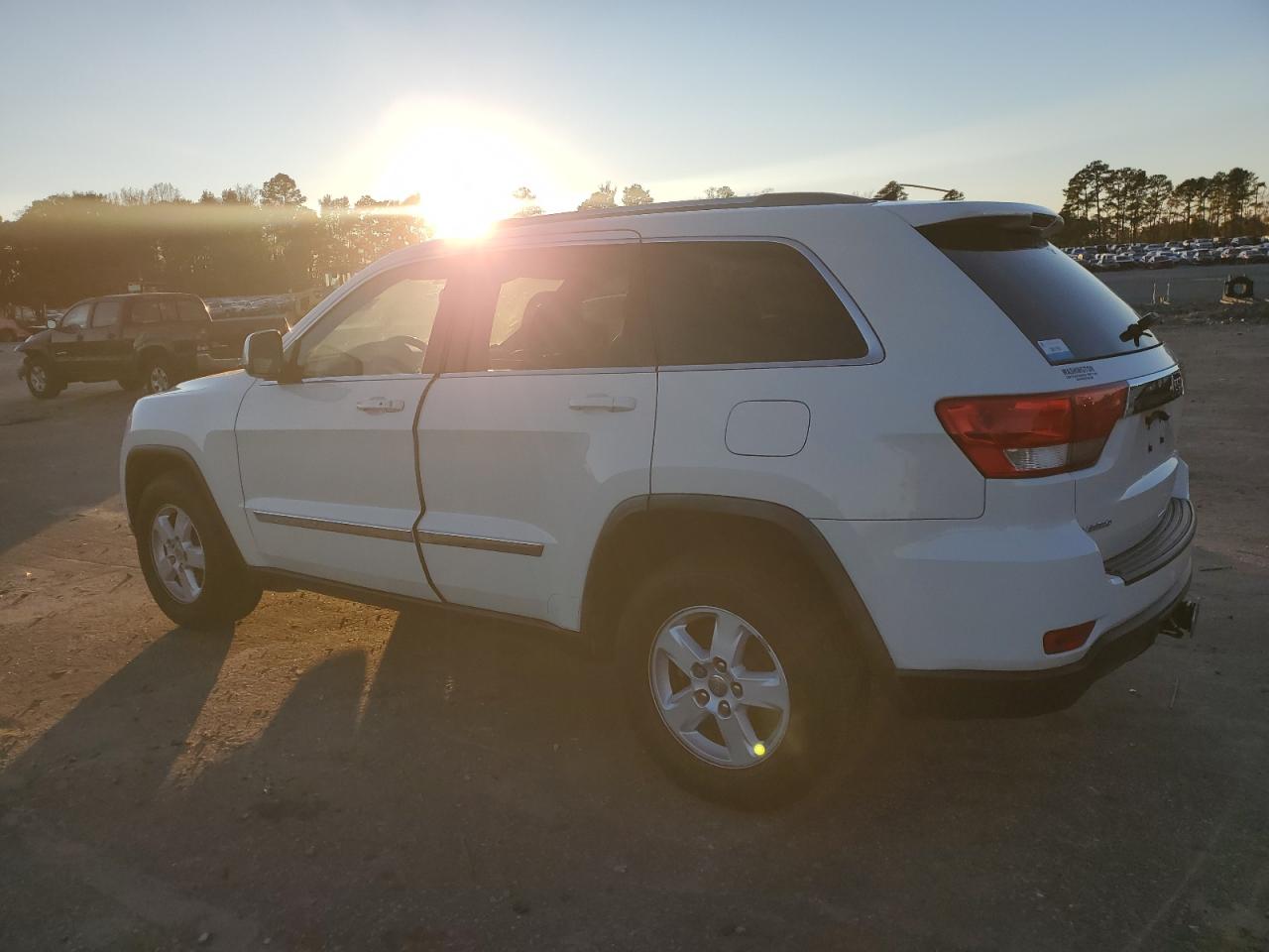 2012 Jeep Grand Cherokee - Image 2