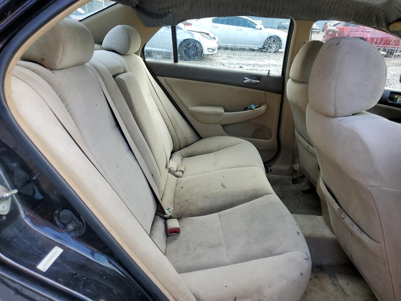 2004 Honda Accord - Image 10