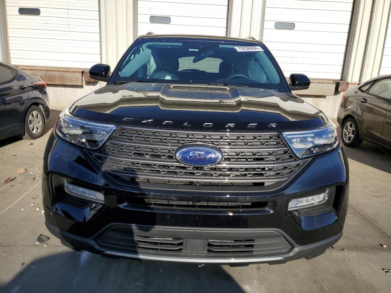 2023 Ford Explorer - Image 5