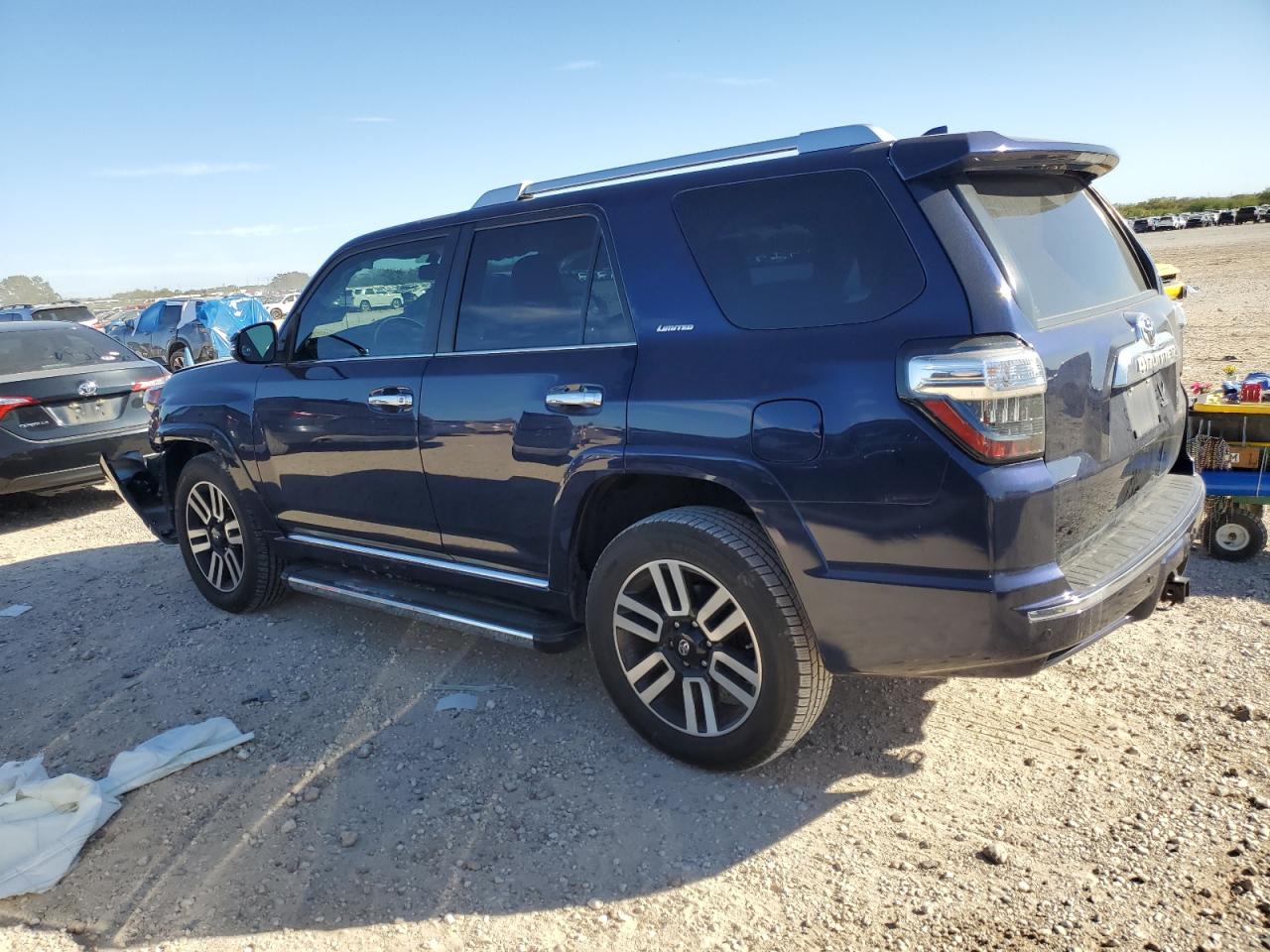 VIN JTEBU5JR2J5541428 2018 TOYOTA 4RUNNER no.2