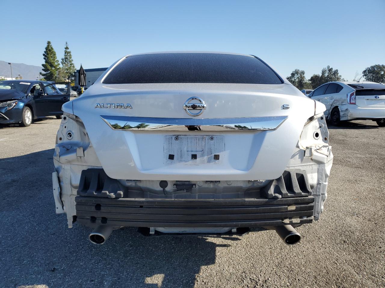 2015 Nissan Altima - Image 6