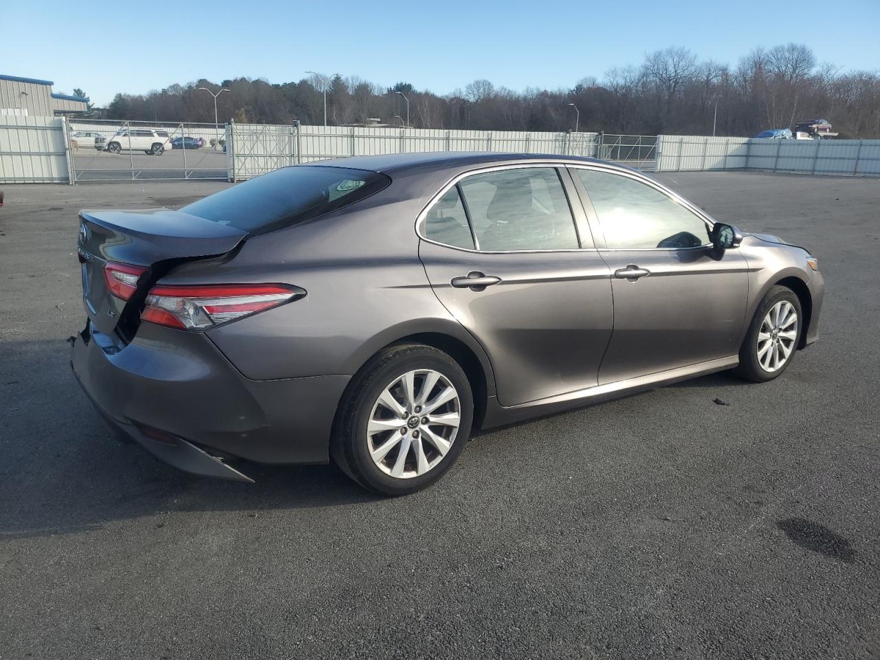 2018 Toyota Camry - Image 3