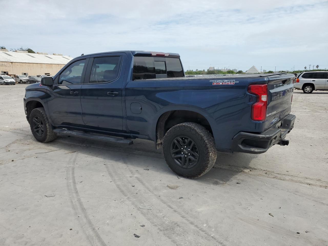 2021 Chevrolet Silverado - Image 2