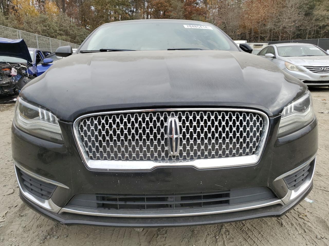 2017 Lincoln MKZ - Image 5