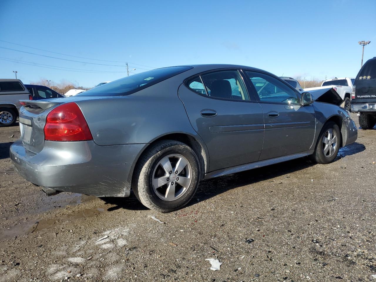 2008 Pontiac Grand Prix - Image 3