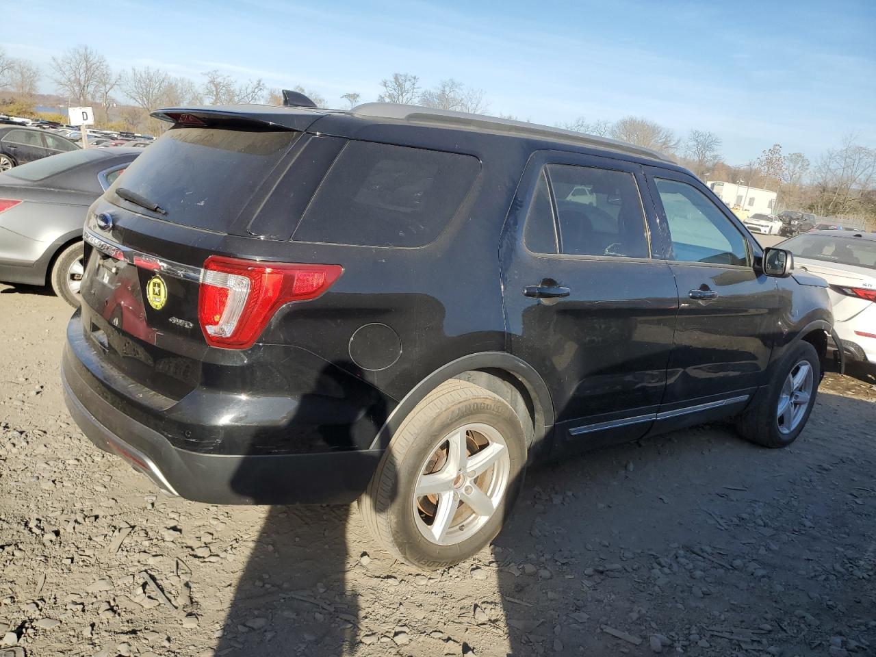 2016 Ford Explorer - Image 3