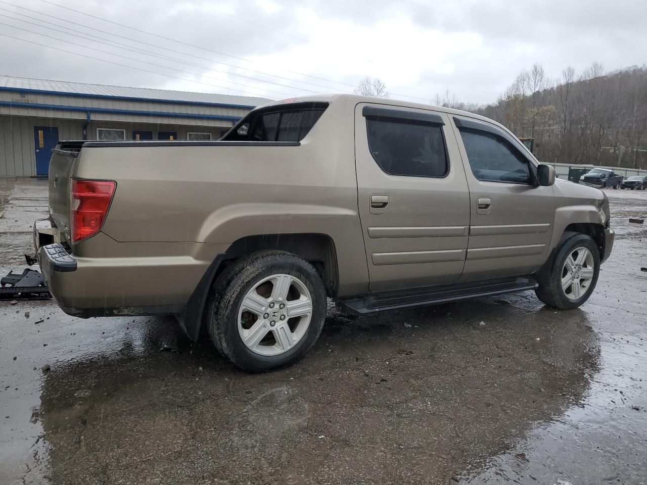 2010 Honda Ridgeline - Image 3