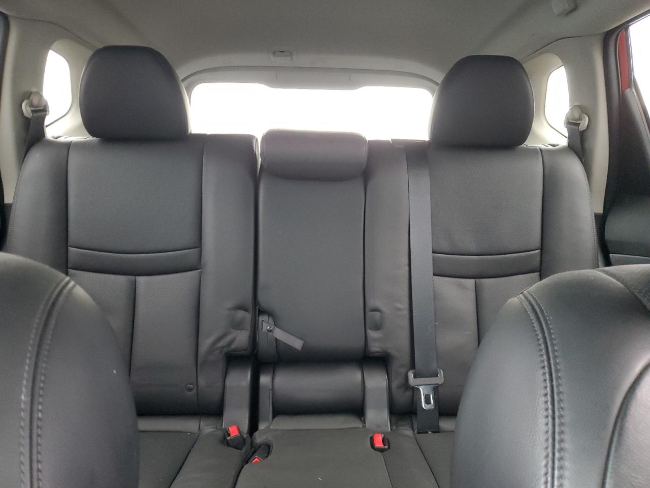 2014 Nissan Rogue - Image 10