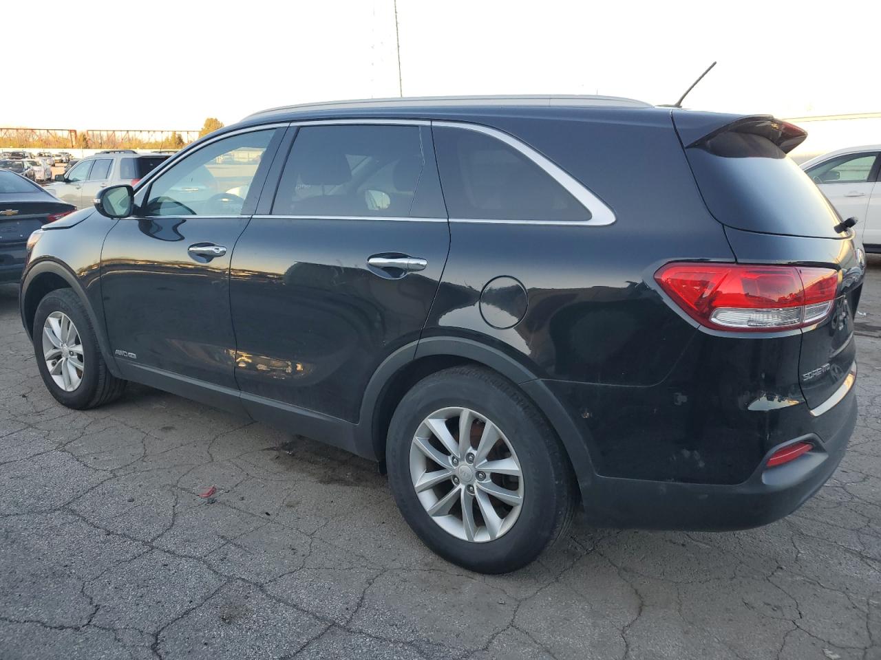 VIN 5XYPGDA54JG340081 2018 KIA SORENTO no.2