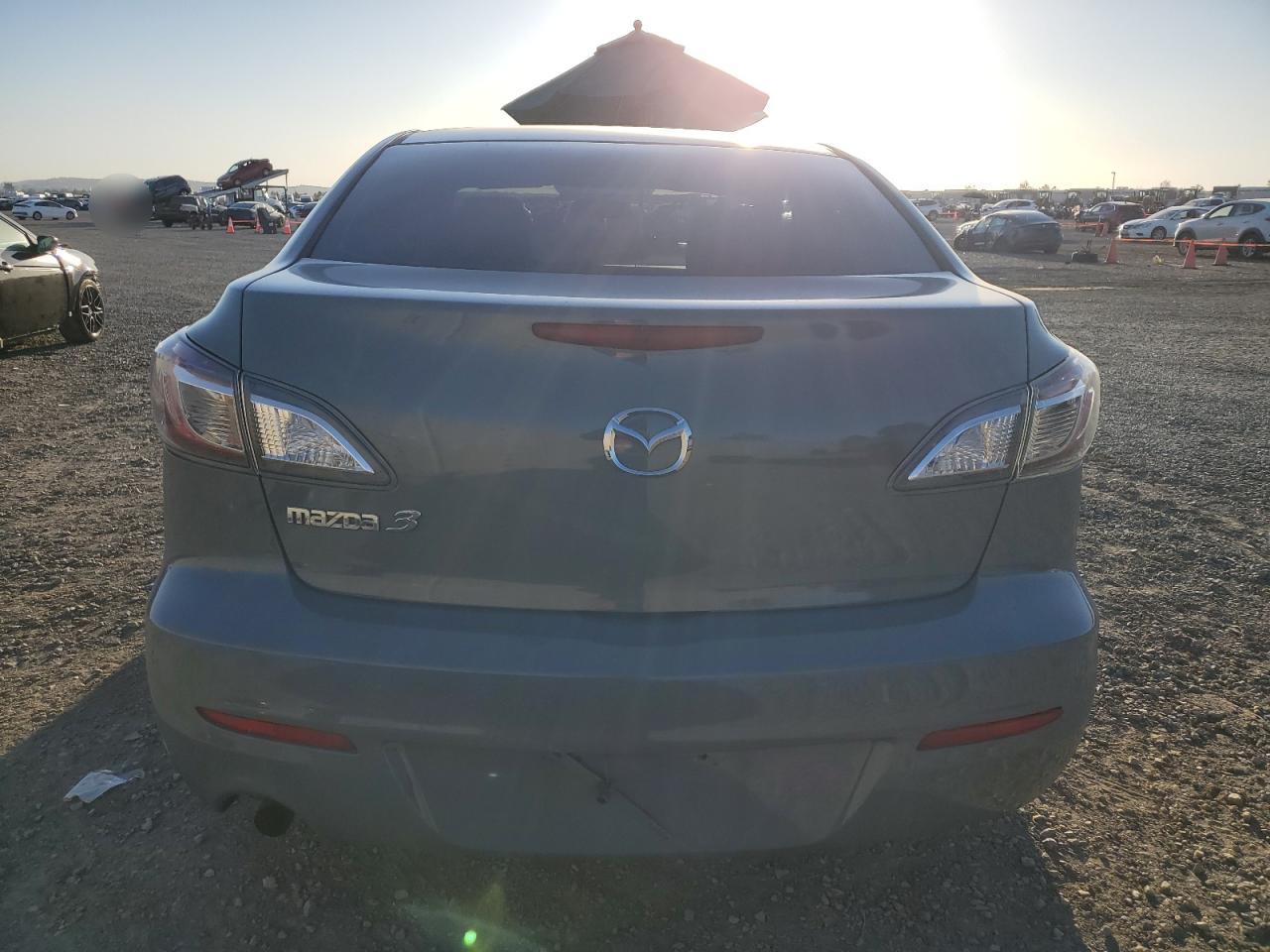 2012 Mazda 3 I VIN: JM1BL1UF8C1527500 Lot: 80074404