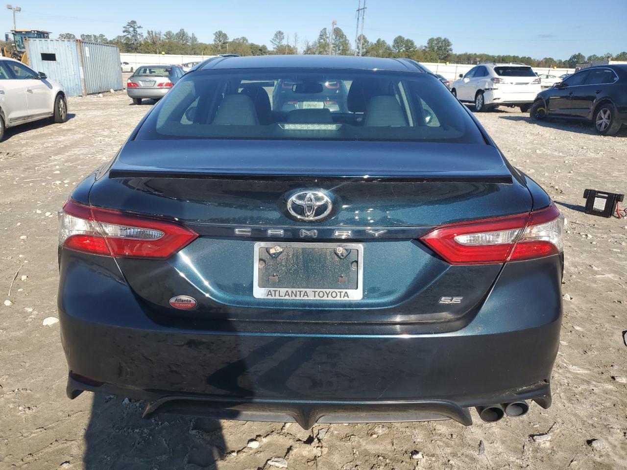 2018 Toyota Camry L VIN: 4T1B11HK0JU651572 Lot: 81175674