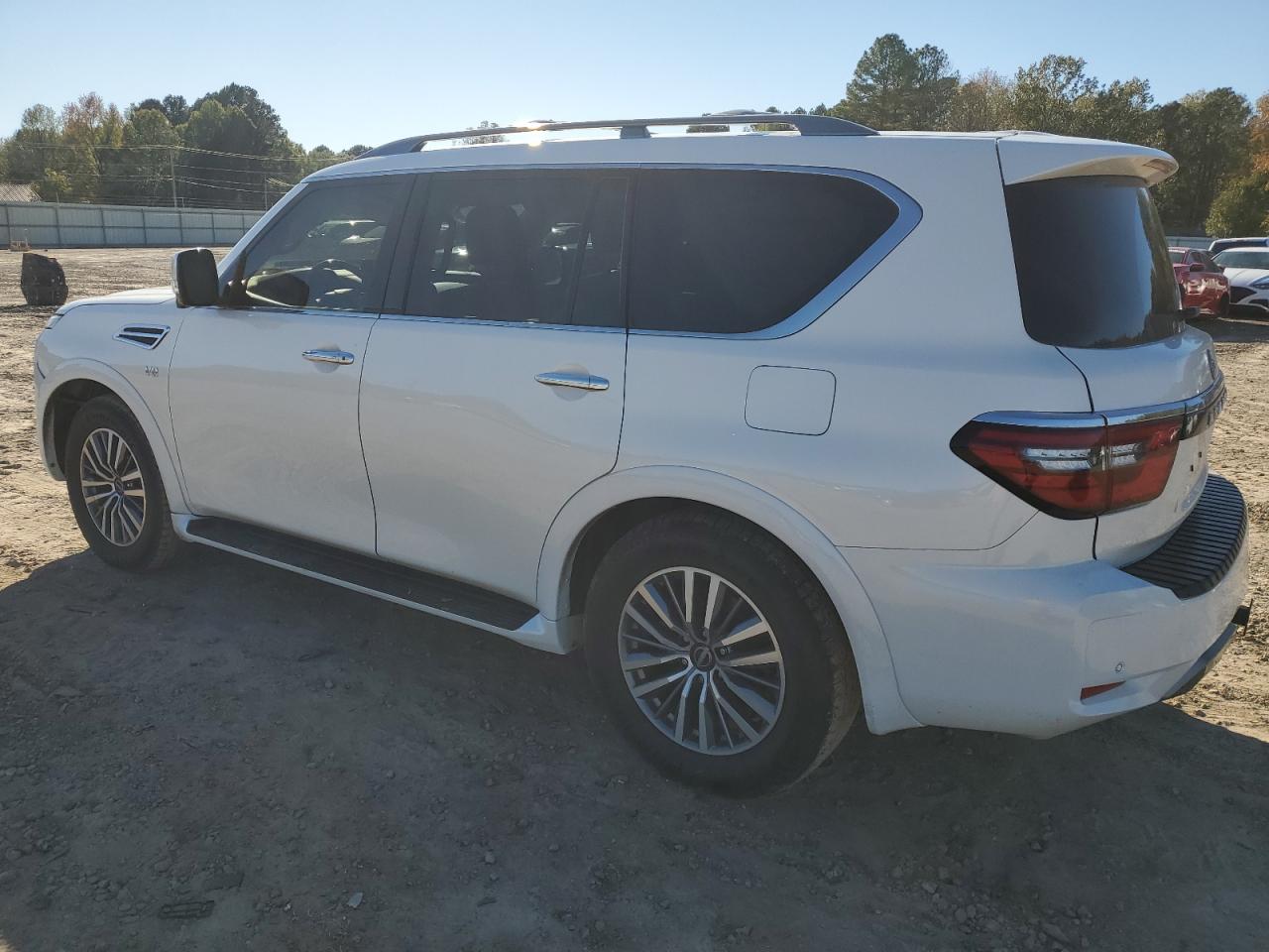 2021 Nissan Armada - Image 2