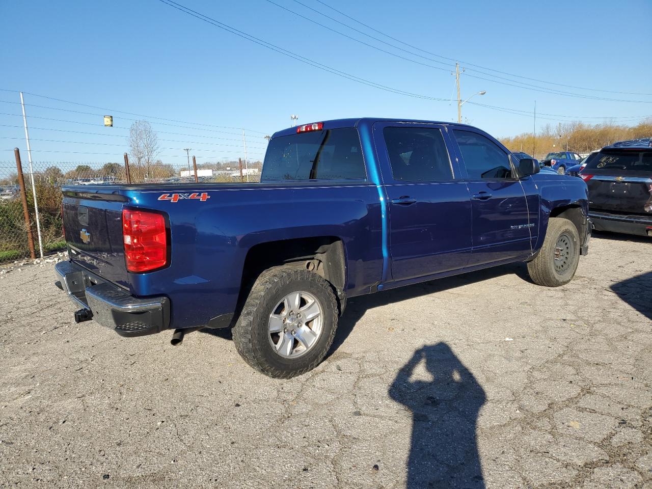 2017 Chevrolet Silverado - Image 3
