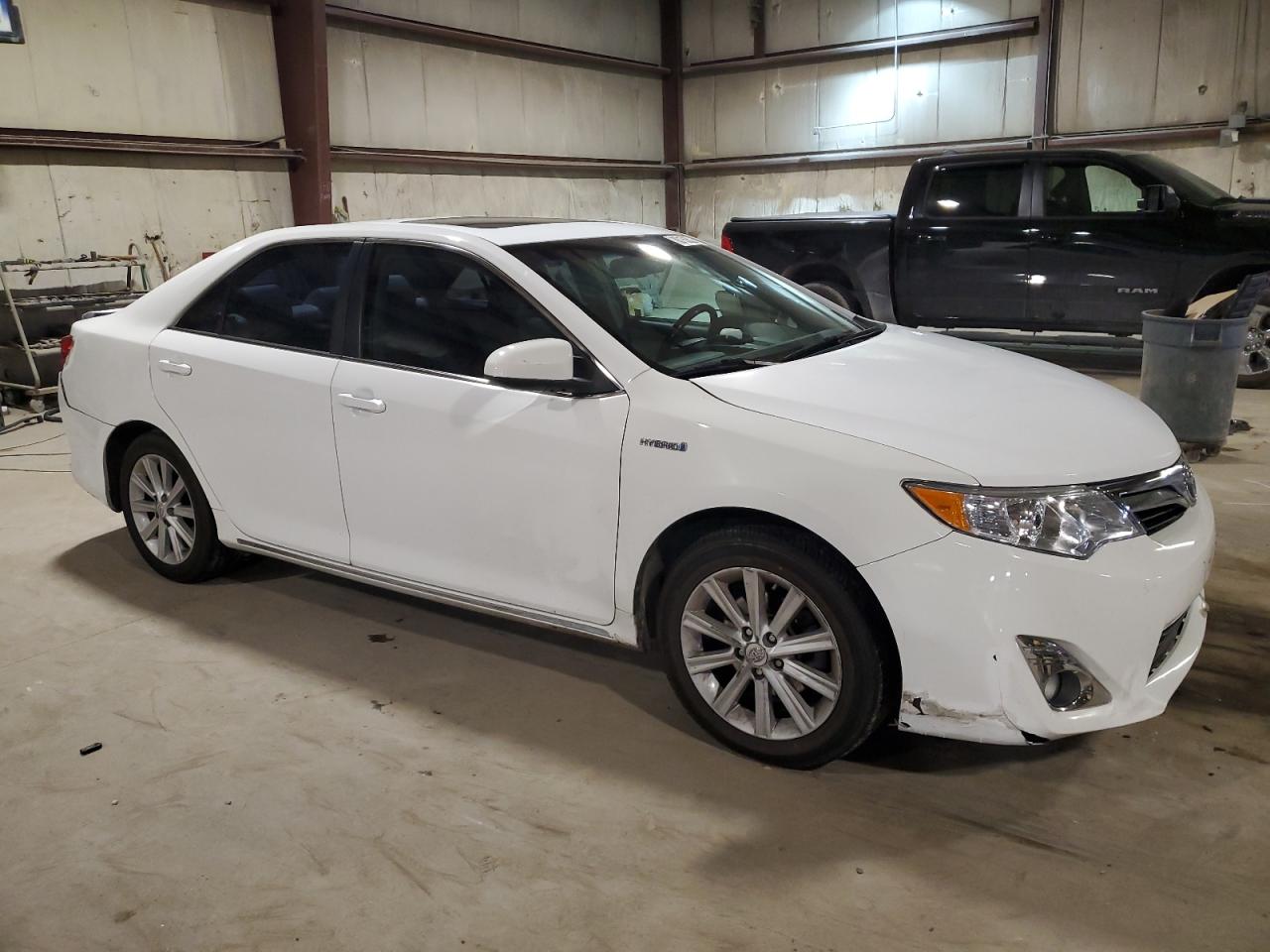 2012 Toyota Camry - Image 4