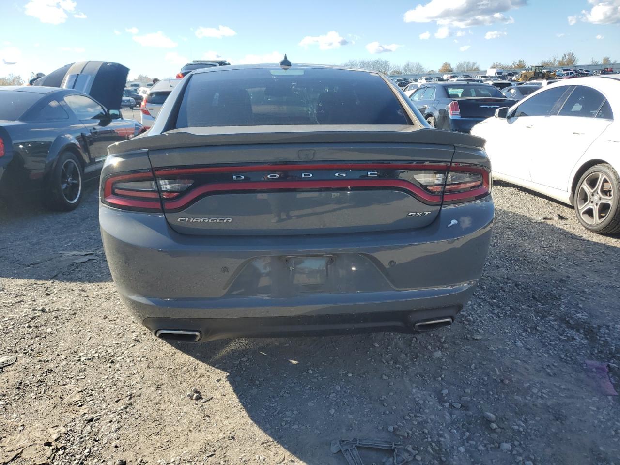 2018 Dodge Charger - Image 6