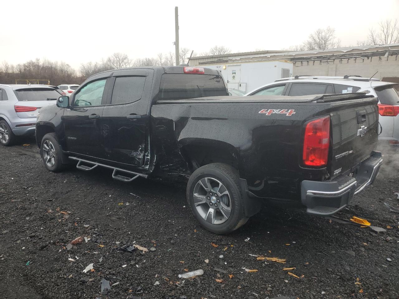 2017 Chevrolet Colorado - Image 2