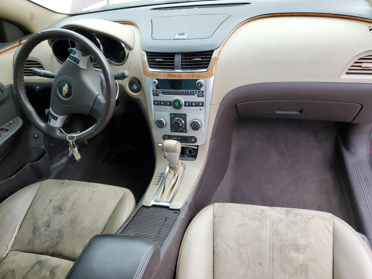 2010 Chevrolet Malibu - Image 8