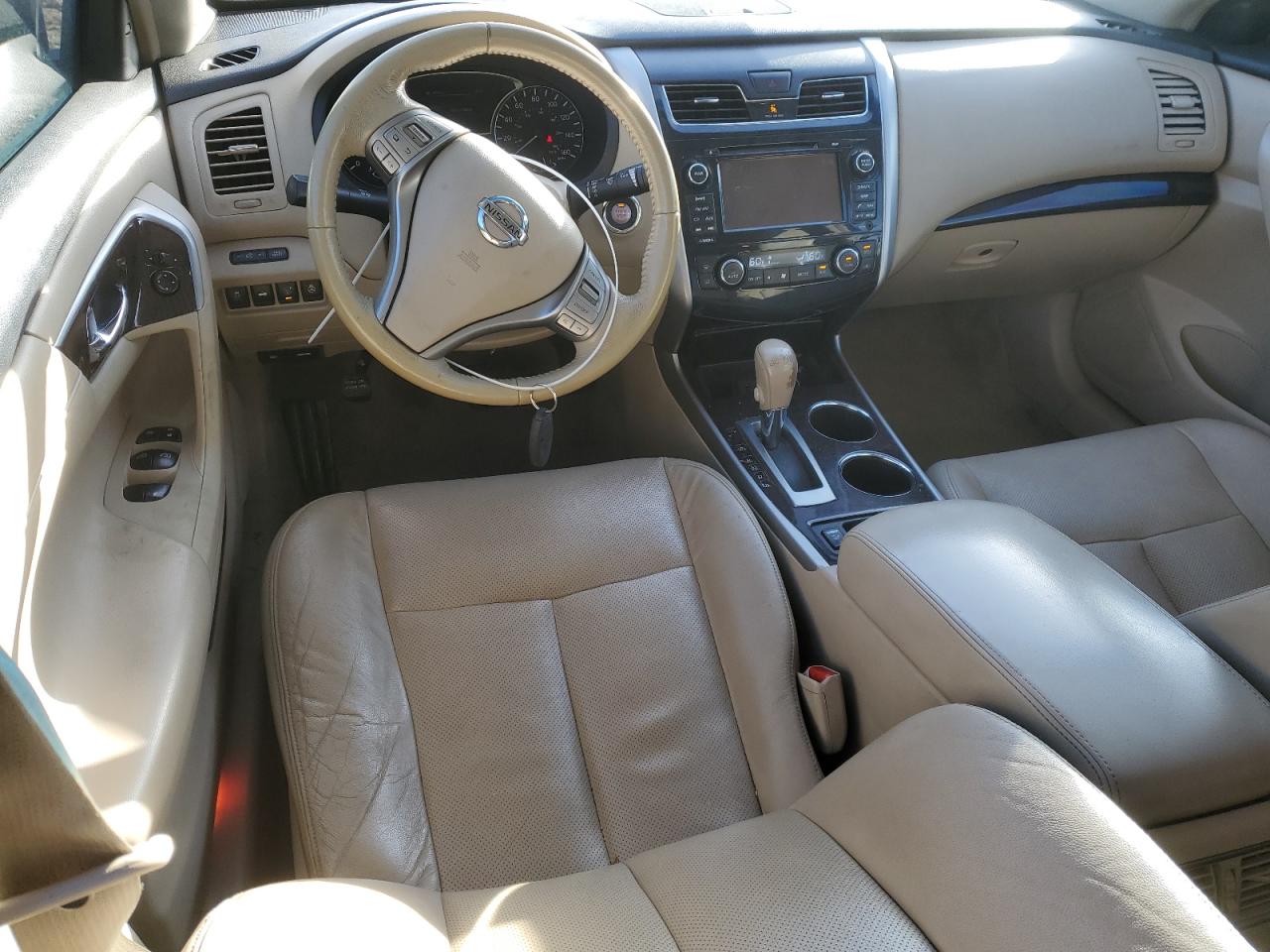 2013 Nissan Altima - Image 8