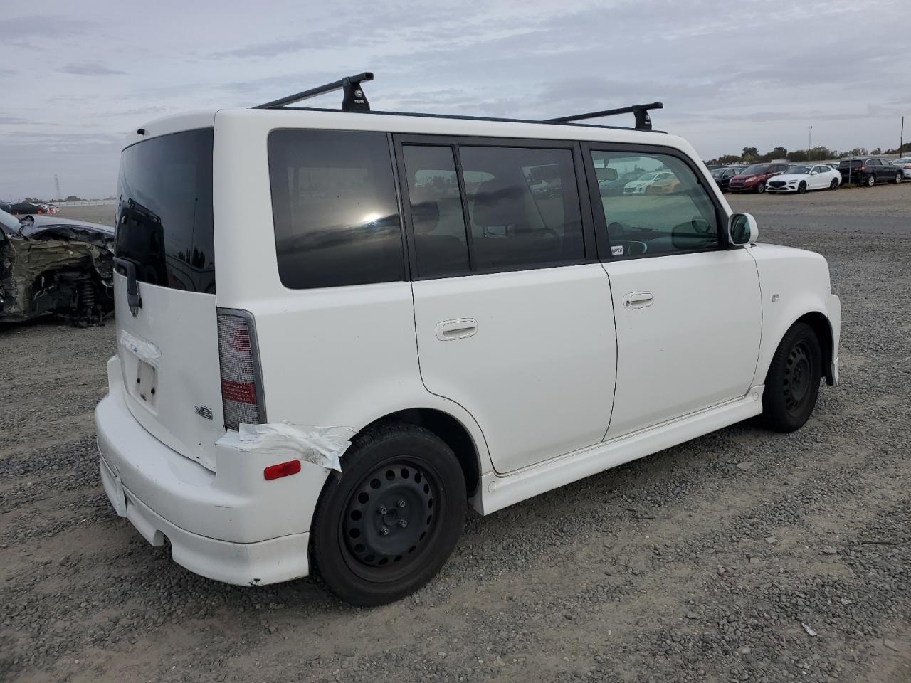 2006 Scion xB - Image 3