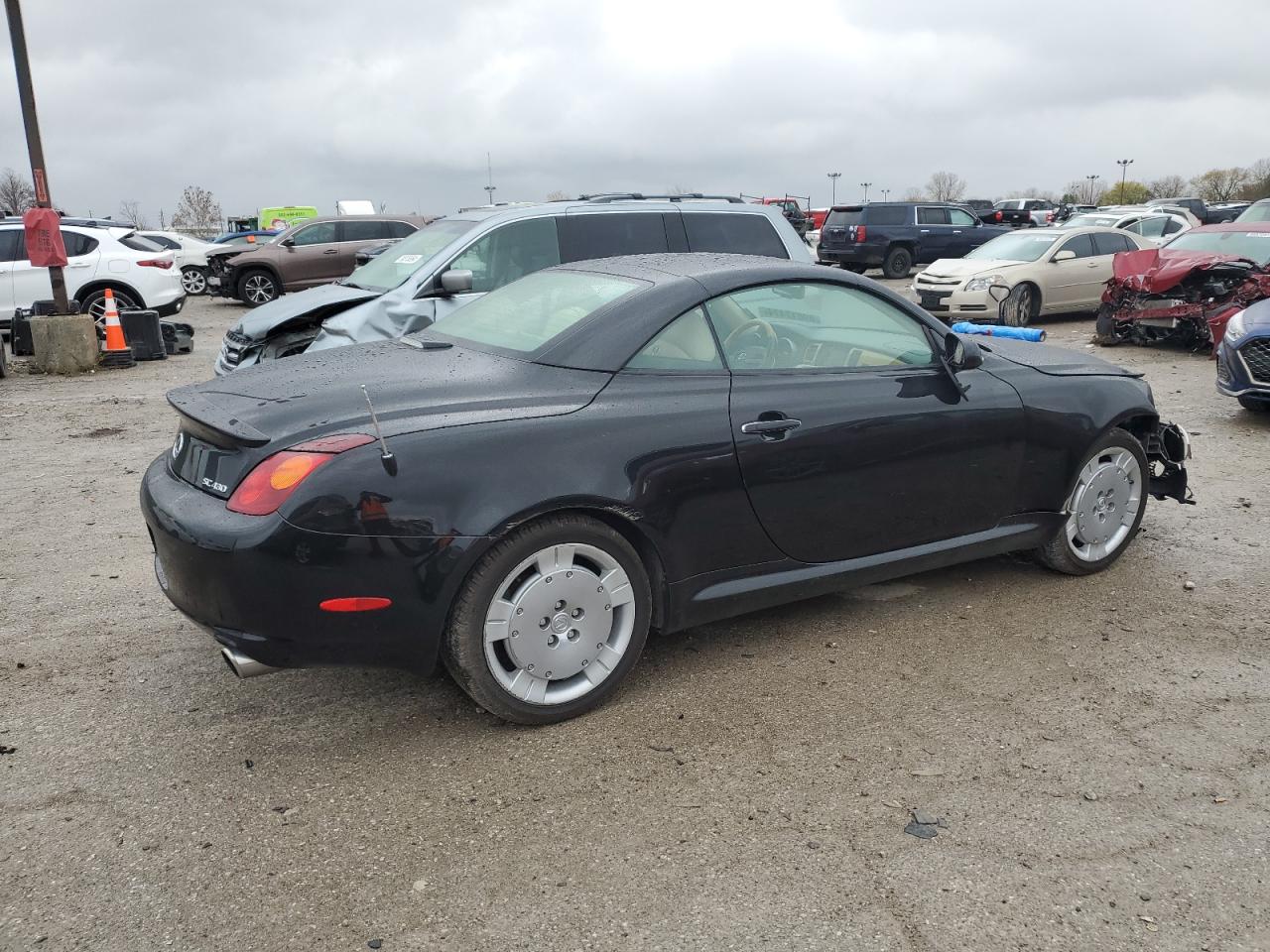 2002 Lexus SC - Image 3