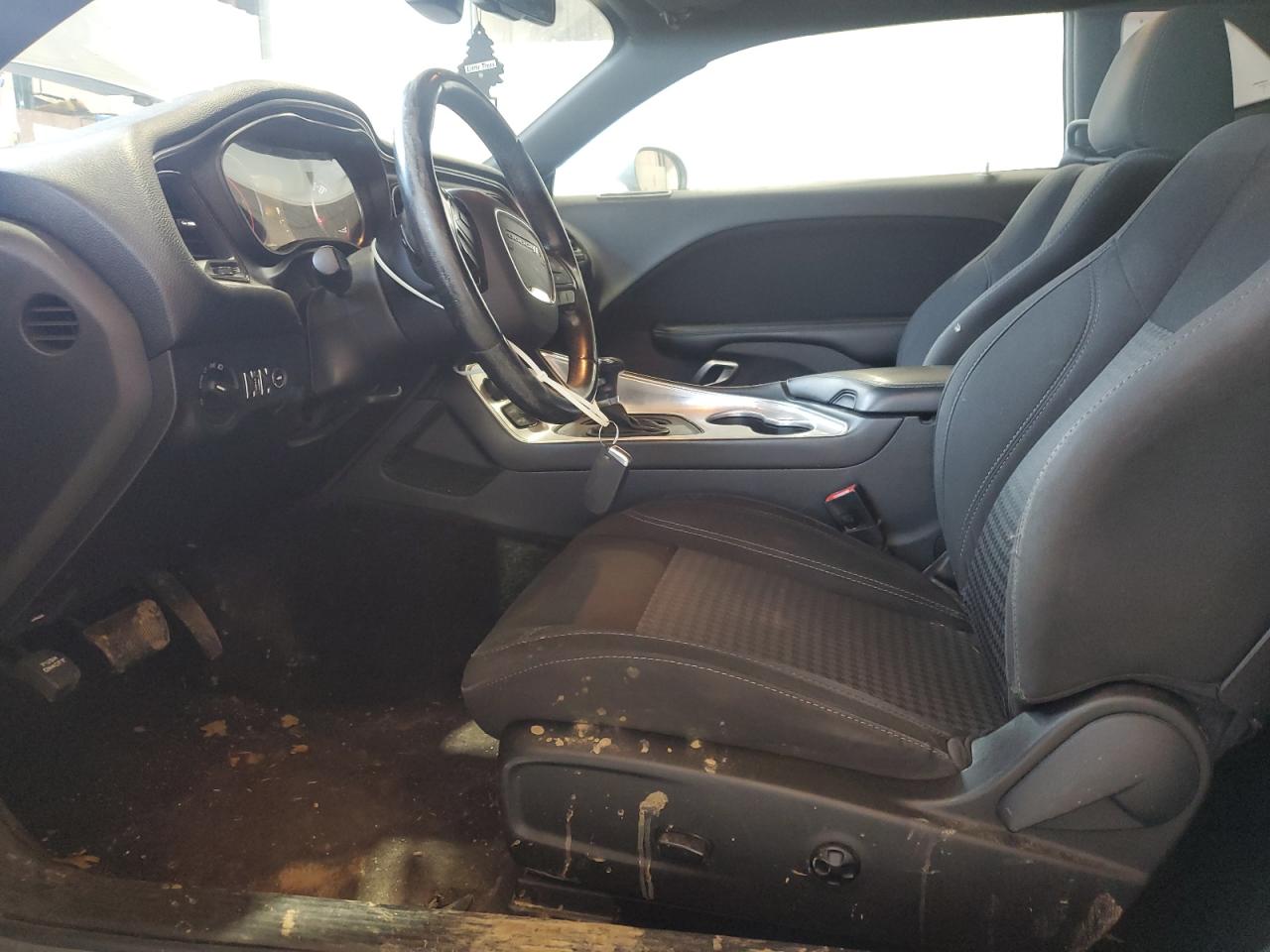 2016 Dodge Challenger - Image 7