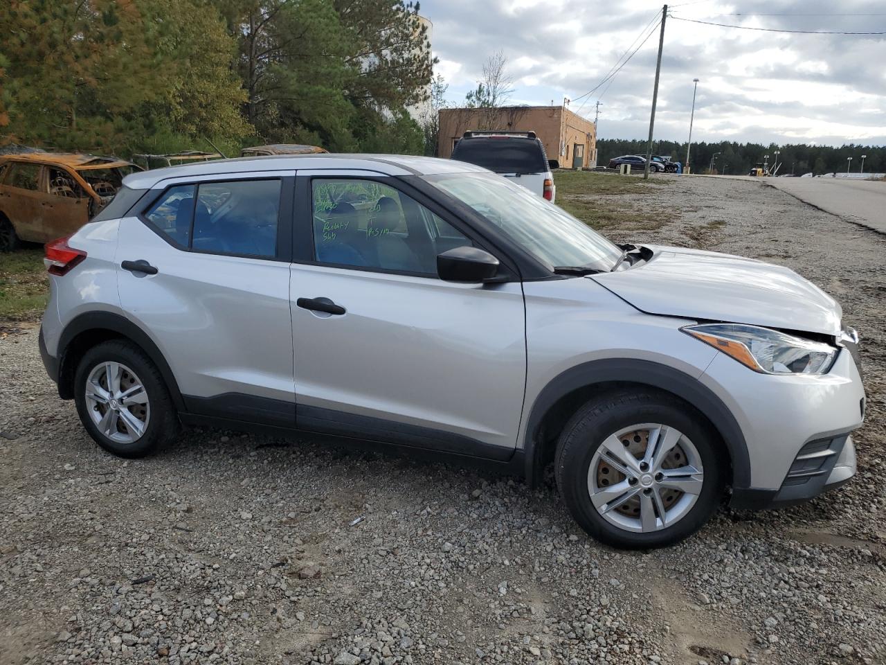 2020 Nissan Kicks - Image 4