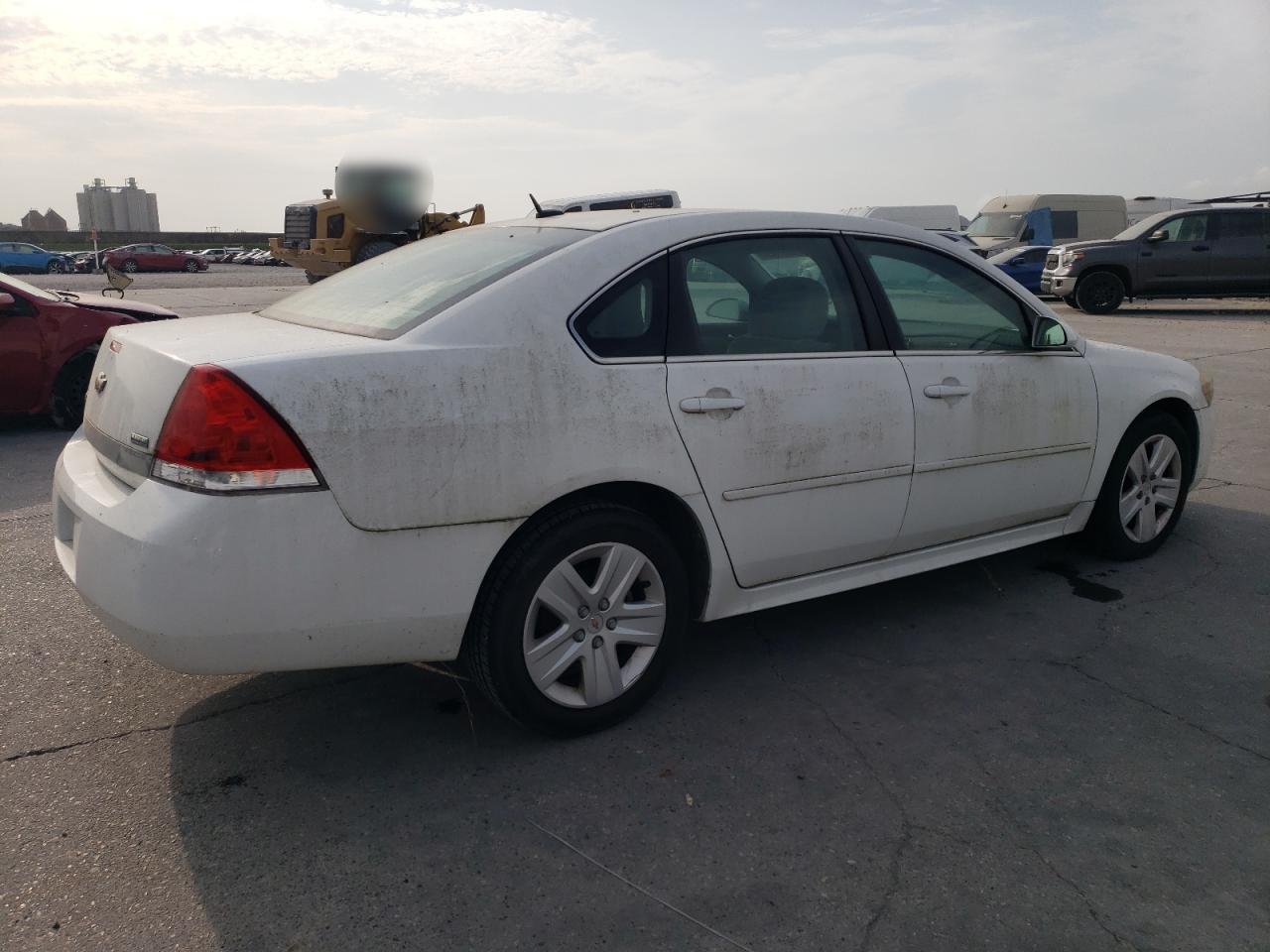 2011 Chevrolet Impala - Image 3