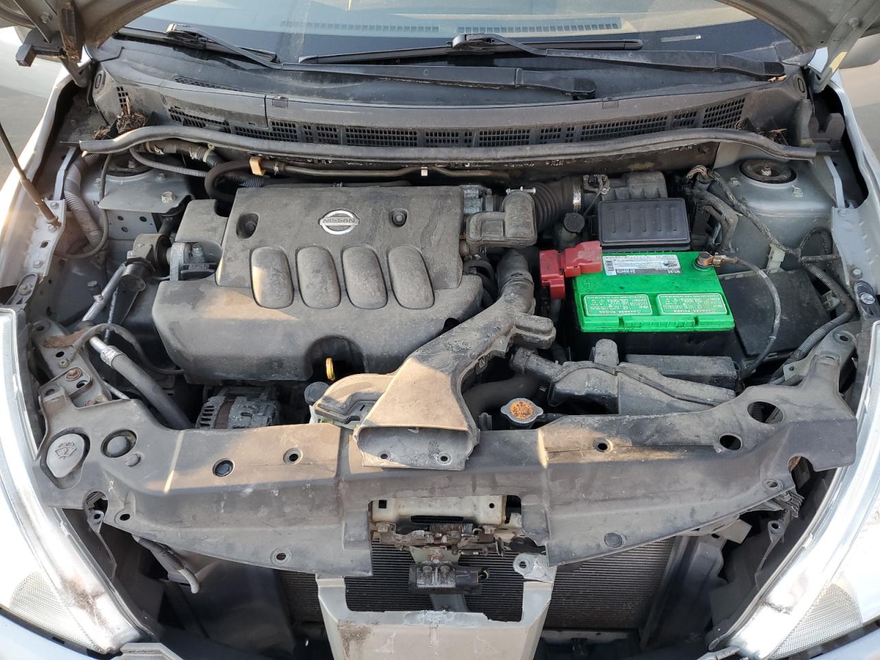 2011 Nissan Versa - Image 12