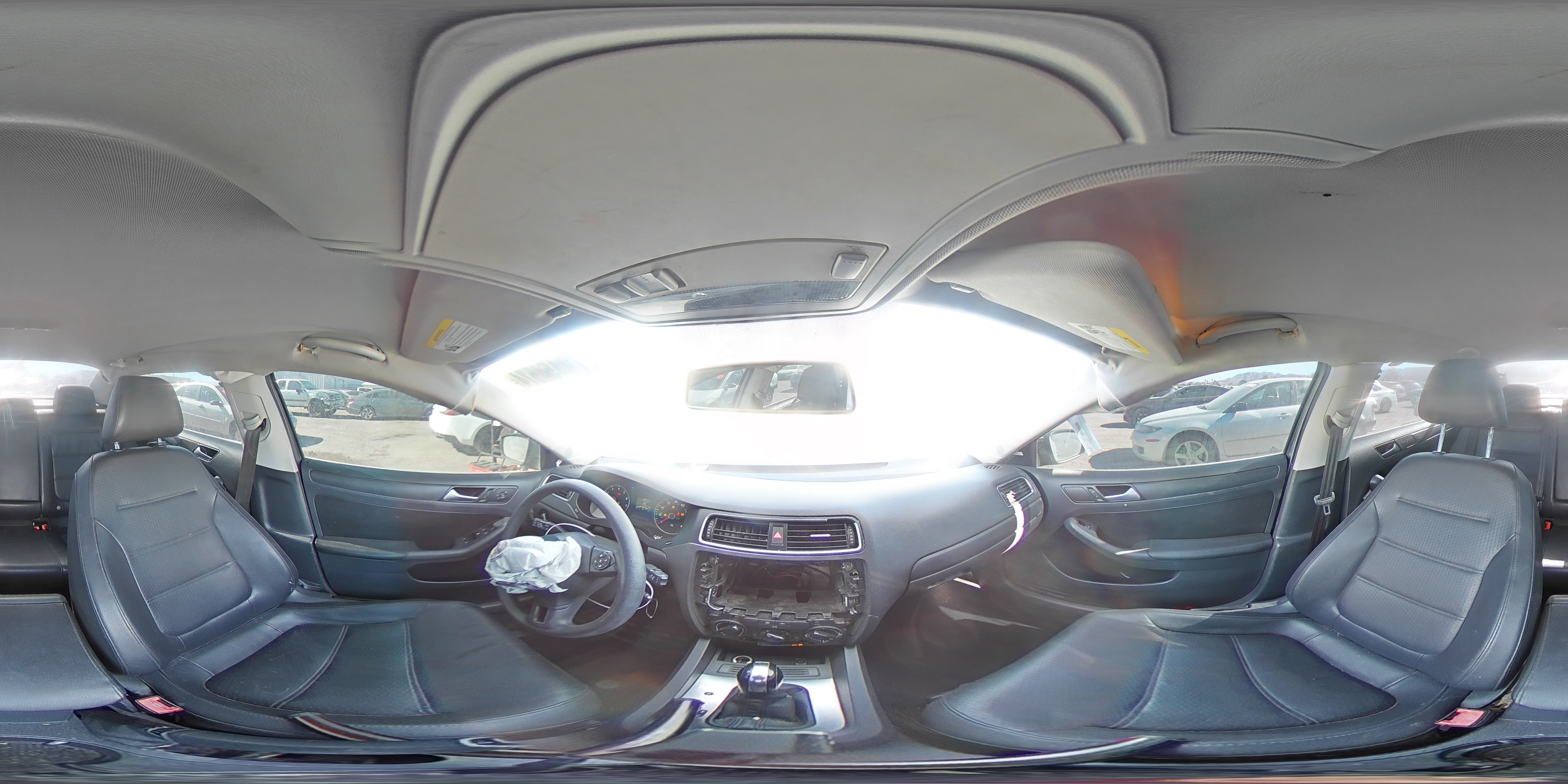 2014 Volkswagen Jetta - Image 12
