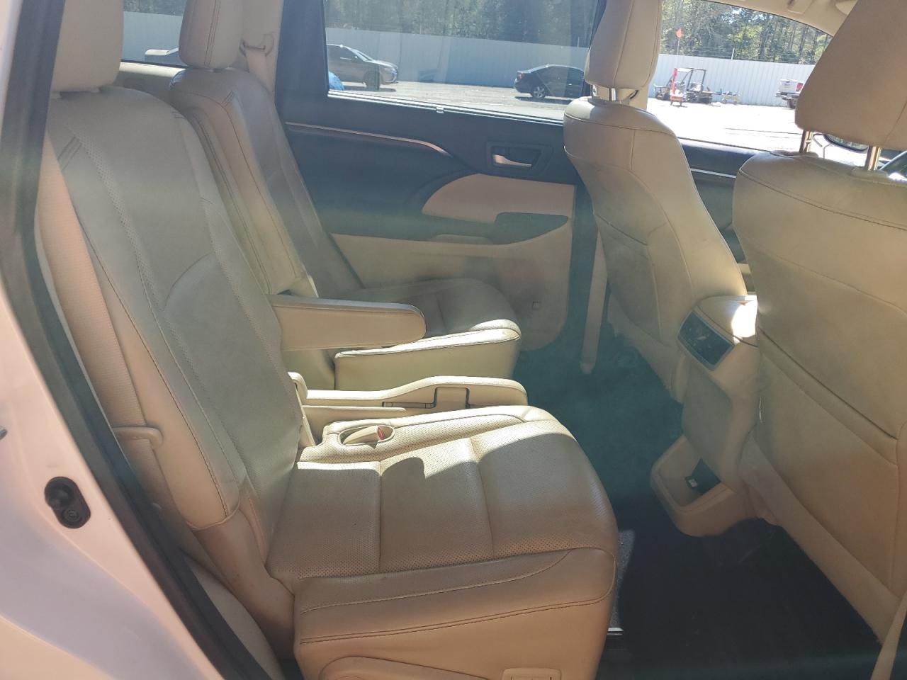 2015 Toyota Highlander Limited VIN: 5TDYKRFH6FS065892 Lot: 80464234