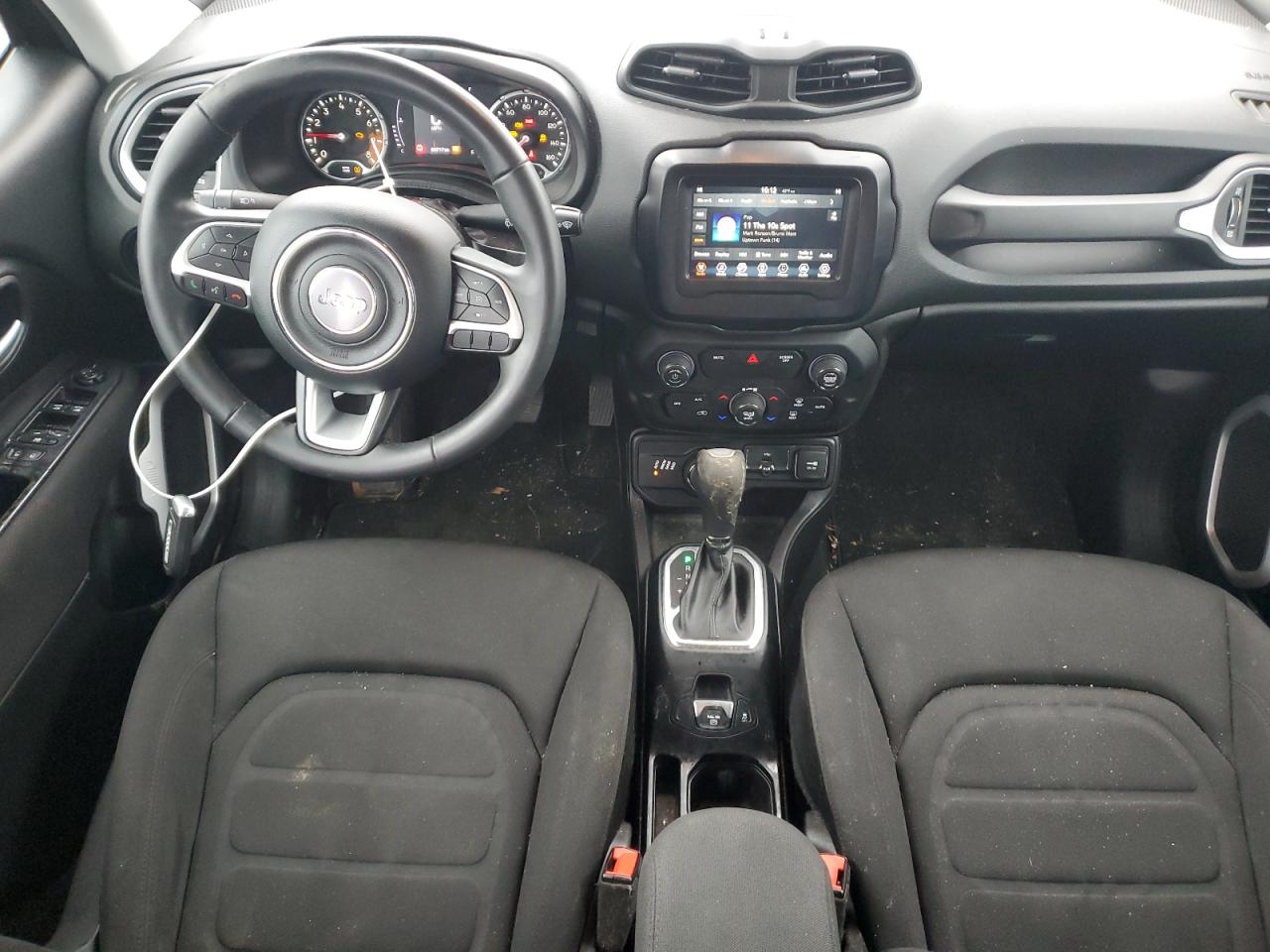 VIN ZACCJBBB0JPJ38182 2018 JEEP RENEGADE no.8