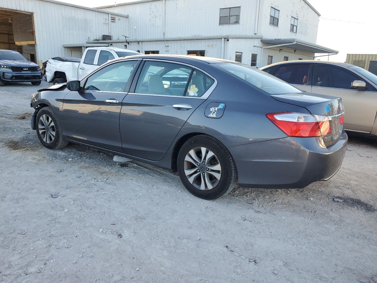 VIN 1HGCR2F37DA277651 2013 HONDA ACCORD no.2