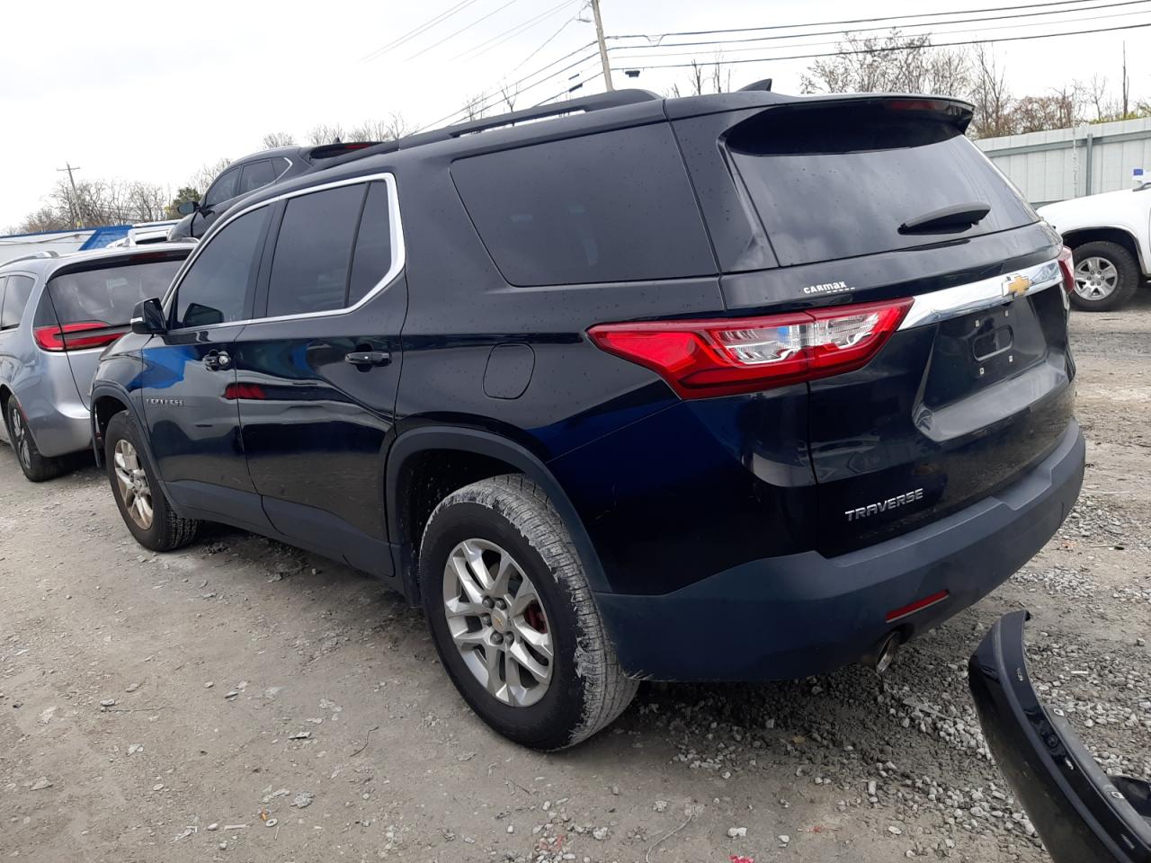 2019 Chevrolet Traverse - Image 2